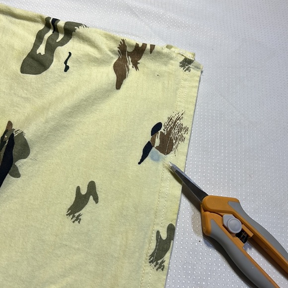 Nicce London Tank Top Muscle shirt Large Asis Light Yellow Camo - Picture 9 of 9